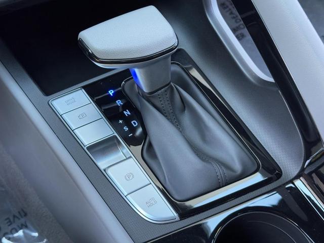 Photo of 2023 Intense Blue Hyundai ELANTRA HEV