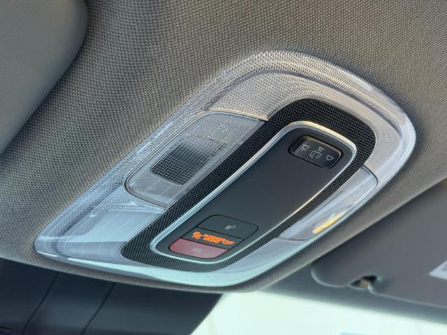 Photo of 2023 Intense Blue Hyundai ELANTRA HEV