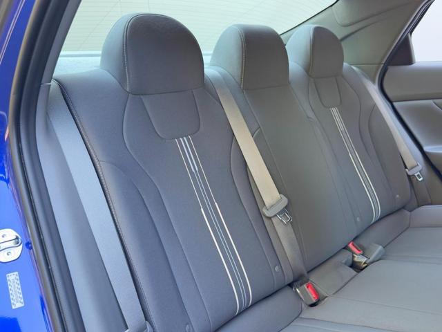 Photo of 2023 Intense Blue Hyundai ELANTRA HEV