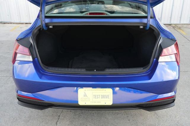 Photo of 2023 Intense Blue Hyundai ELANTRA HEV