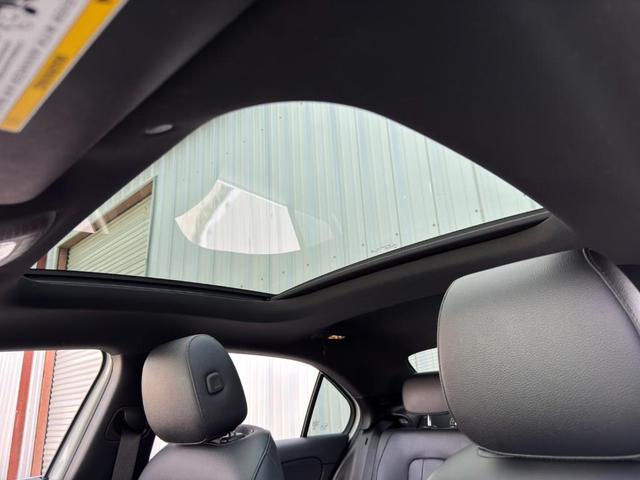 Photo of 2022 Polar White Mercedes-Benz A-Class