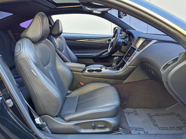 Photo of 2018 Black Obsidian INFINITI Q60