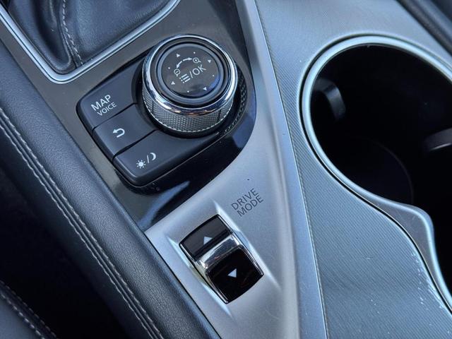 Photo of 2018 Black Obsidian INFINITI Q60