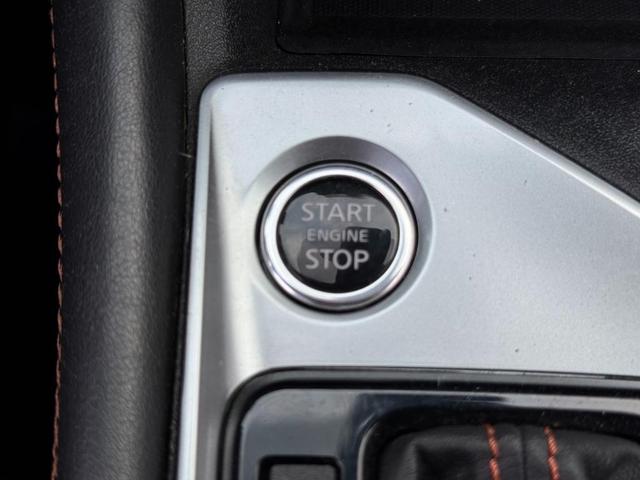 Photo of 2021 Black Nissan Altima