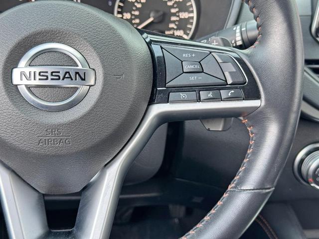 Photo of 2021 Black Nissan Altima
