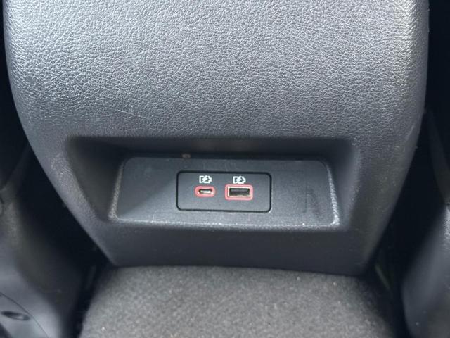 Photo of 2021 Black Nissan Altima