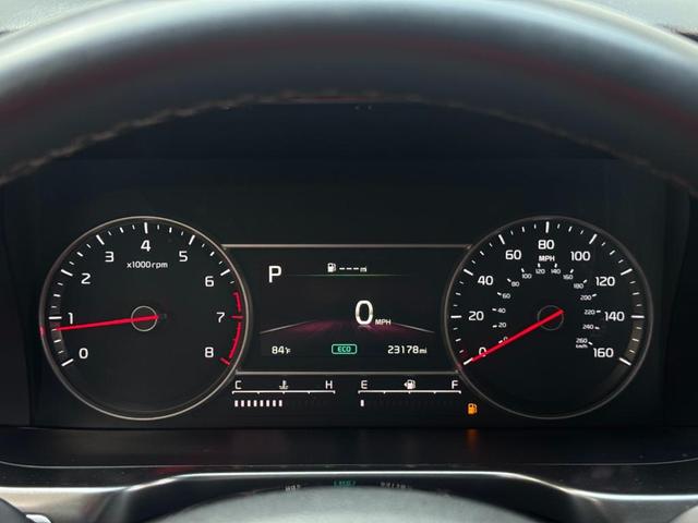 Photo of 2022 Sparkling Silver Kia Sorento