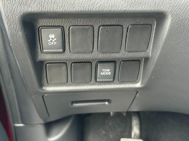 Photo of 2018 Scarlet Ember Nissan Pathfinder