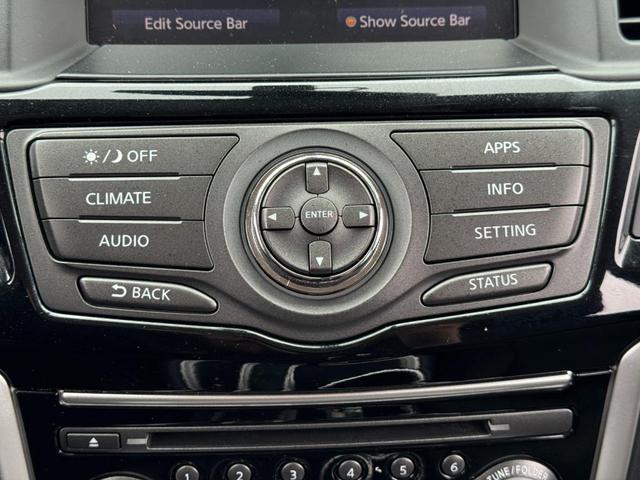 Photo of 2018 Scarlet Ember Nissan Pathfinder