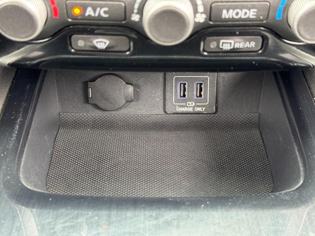 Photo of 2018 Scarlet Ember Nissan Pathfinder