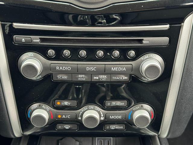 Photo of 2018 Scarlet Ember Nissan Pathfinder