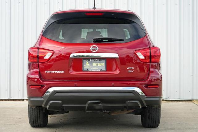 Photo of 2018 Scarlet Ember Nissan Pathfinder