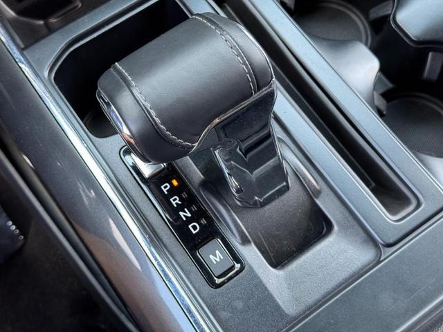 Photo of 2022 Space White Metallic Ford F-150
