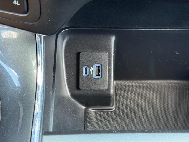 Photo of 2022 Space White Metallic Ford F-150