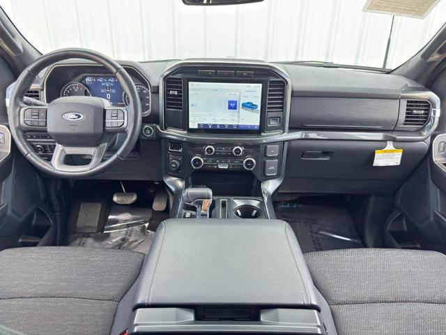 Photo of 2022 Space White Metallic Ford F-150