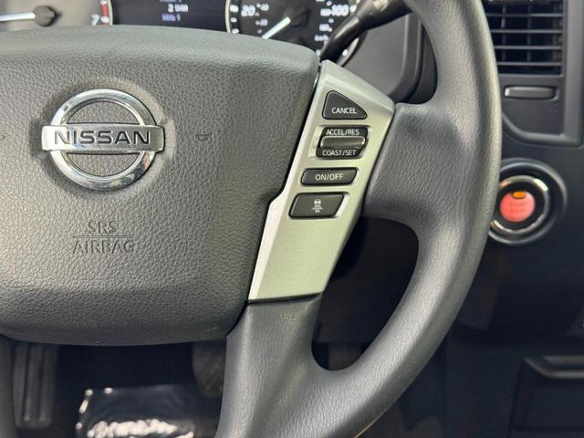 Photo of 2022 Deep Blue Pearl Nissan Titan