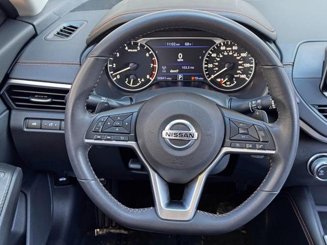 Photo of 2022 Black Nissan Altima