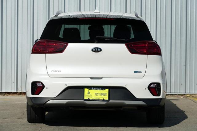 Photo of 2021 Snow White Pearl Kia Niro Plug-In Hybrid