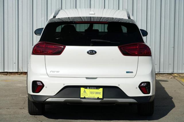 Photo of 2021 Snow White Pearl Kia Niro Plug-In Hybrid