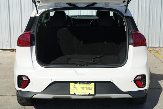 Photo of 2021 Snow White Pearl Kia Niro Plug-In Hybrid