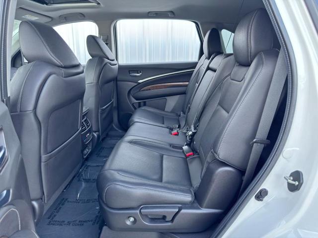 Photo of 2019 White Diamond Pearl Acura MDX