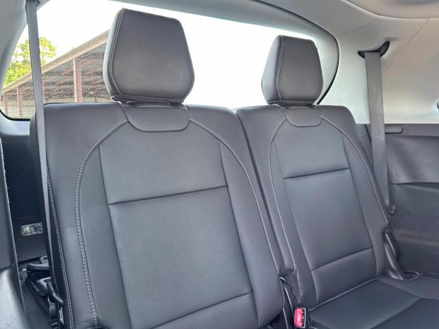 Photo of 2019 White Diamond Pearl Acura MDX