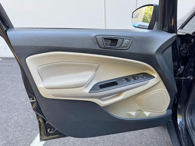Photo of 2021 Shadow Black Ford EcoSport