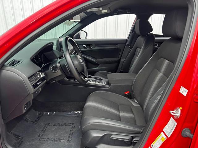 Photo of 2023 Rallye Red Honda Civic