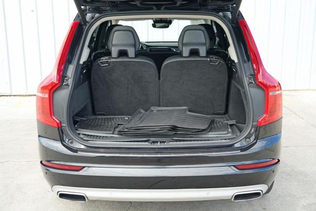 Photo of 2019 Onyx Black Metallic Volvo XC90