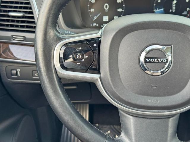 Photo of 2019 Onyx Black Metallic Volvo XC90