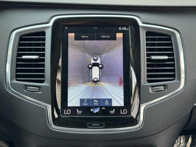 Photo of 2019 Onyx Black Metallic Volvo XC90