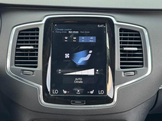 Photo of 2019 Onyx Black Metallic Volvo XC90