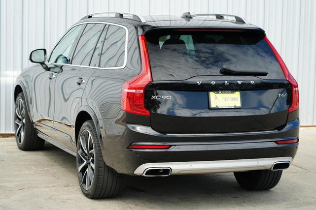 Photo of 2019 Onyx Black Metallic Volvo XC90