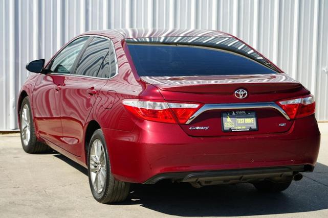 Photo of 2017 Ruby Flare Pearl Toyota Camry