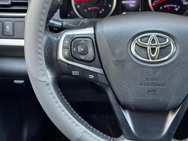 Photo of 2017 Ruby Flare Pearl Toyota Camry