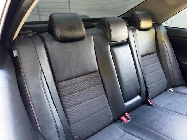 Photo of 2017 Ruby Flare Pearl Toyota Camry