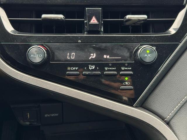 Photo of 2021 Celestial Silver Metallic Toyota Camry