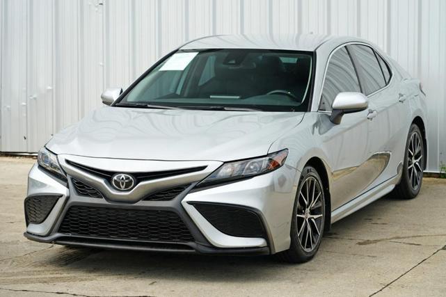Photo of 2021 Celestial Silver Metallic Toyota Camry