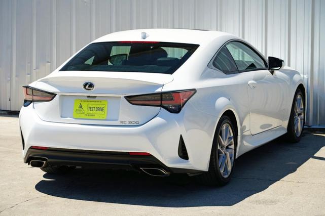 Photo of 2019 Eminent White Pearl Lexus RC 300