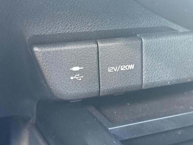 Photo of 2018 Predawn Gray Mica Toyota Camry