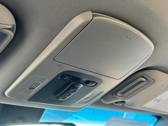 Photo of 2018 Predawn Gray Mica Toyota Camry