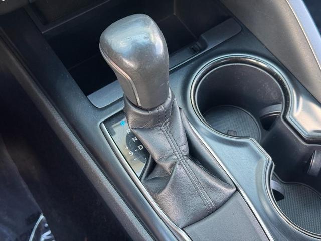 Photo of 2018 Predawn Gray Mica Toyota Camry