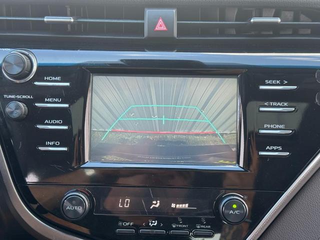 Photo of 2018 Predawn Gray Mica Toyota Camry