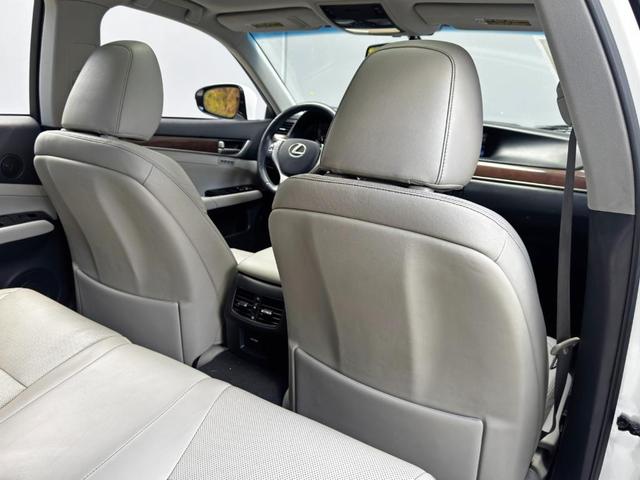 Photo of 2015 Starfire Pearl Lexus GS 350