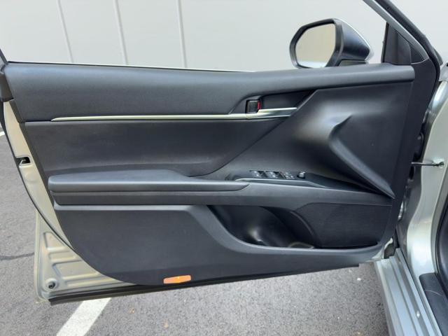 Photo of 2019 Celestial Silver Metallic Toyota Camry