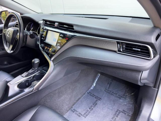 Photo of 2019 Celestial Silver Metallic Toyota Camry