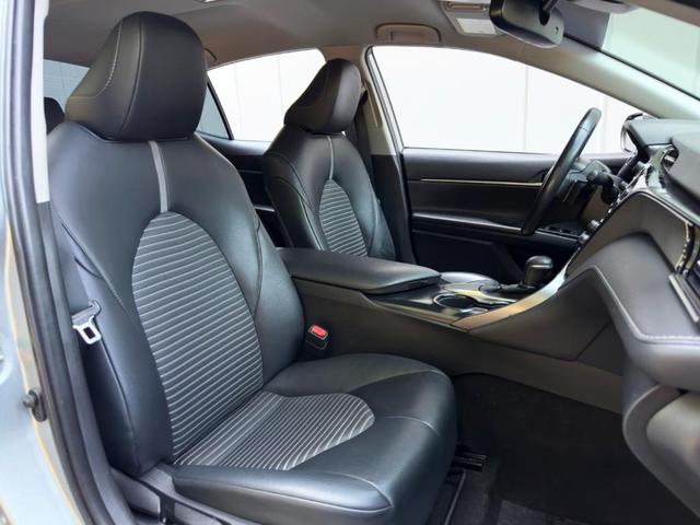 Photo of 2019 Celestial Silver Metallic Toyota Camry