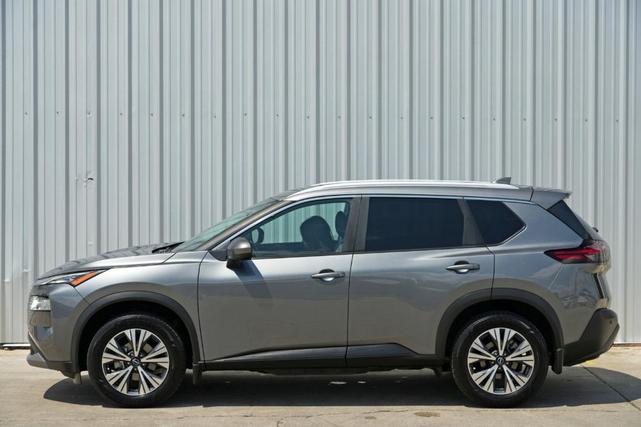 Photo of 2023 Gun Metallic Nissan Rogue