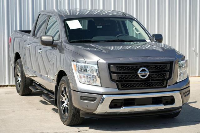 Photo of 2021 Gun Metallic Nissan Titan