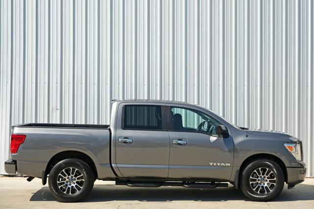 Photo of 2021 Gun Metallic Nissan Titan